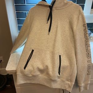 Hollister hoodie NWOT medium men’s